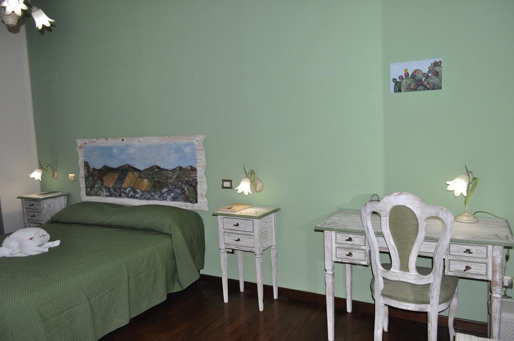 Stupor Mundi Bed And Breakfast Palermo Bilik gambar